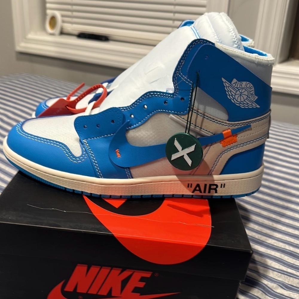 Off-white university blue